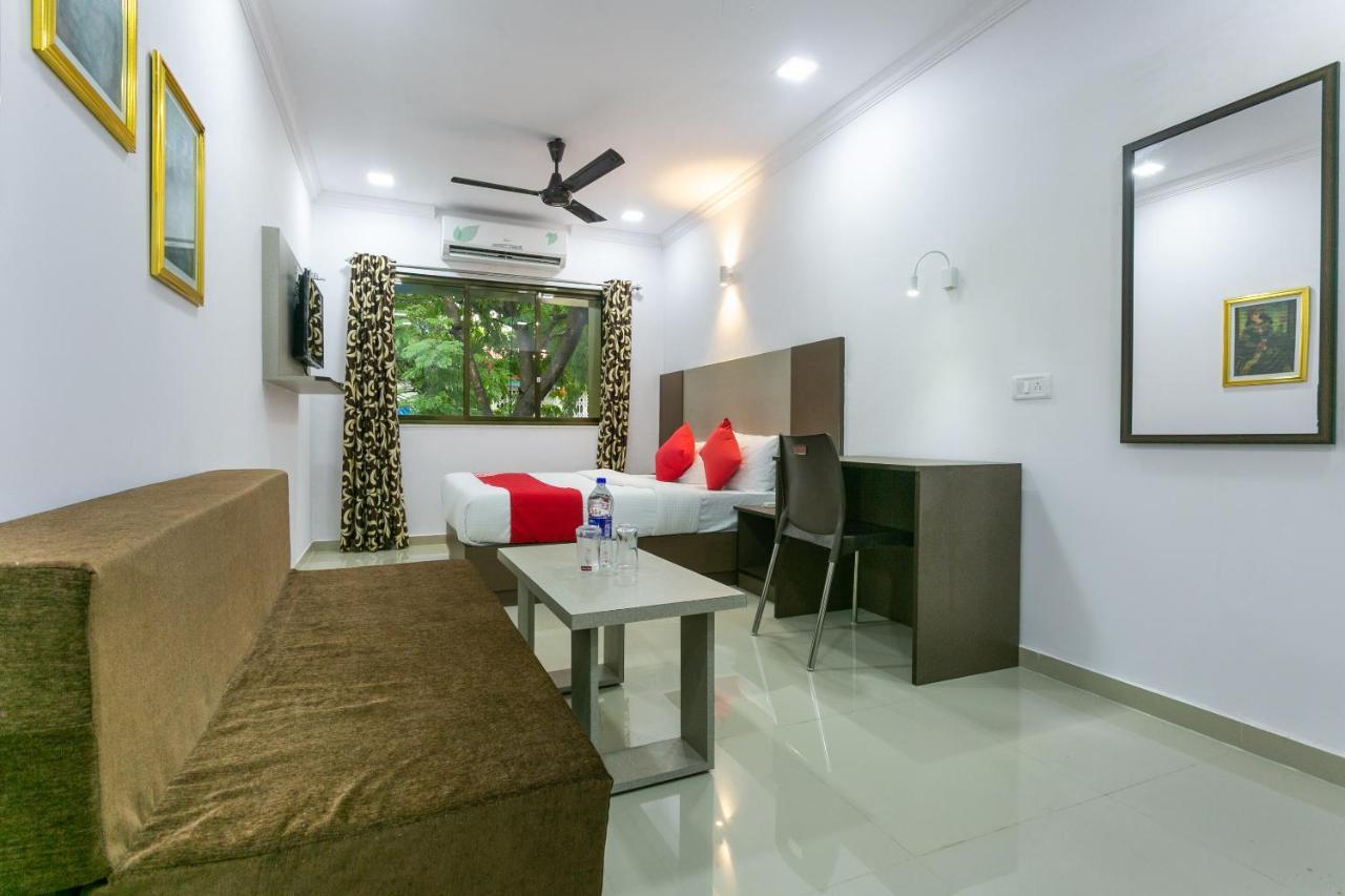 Hotel Collection O 74412 Ardaas Residency Mumbai Exterior foto