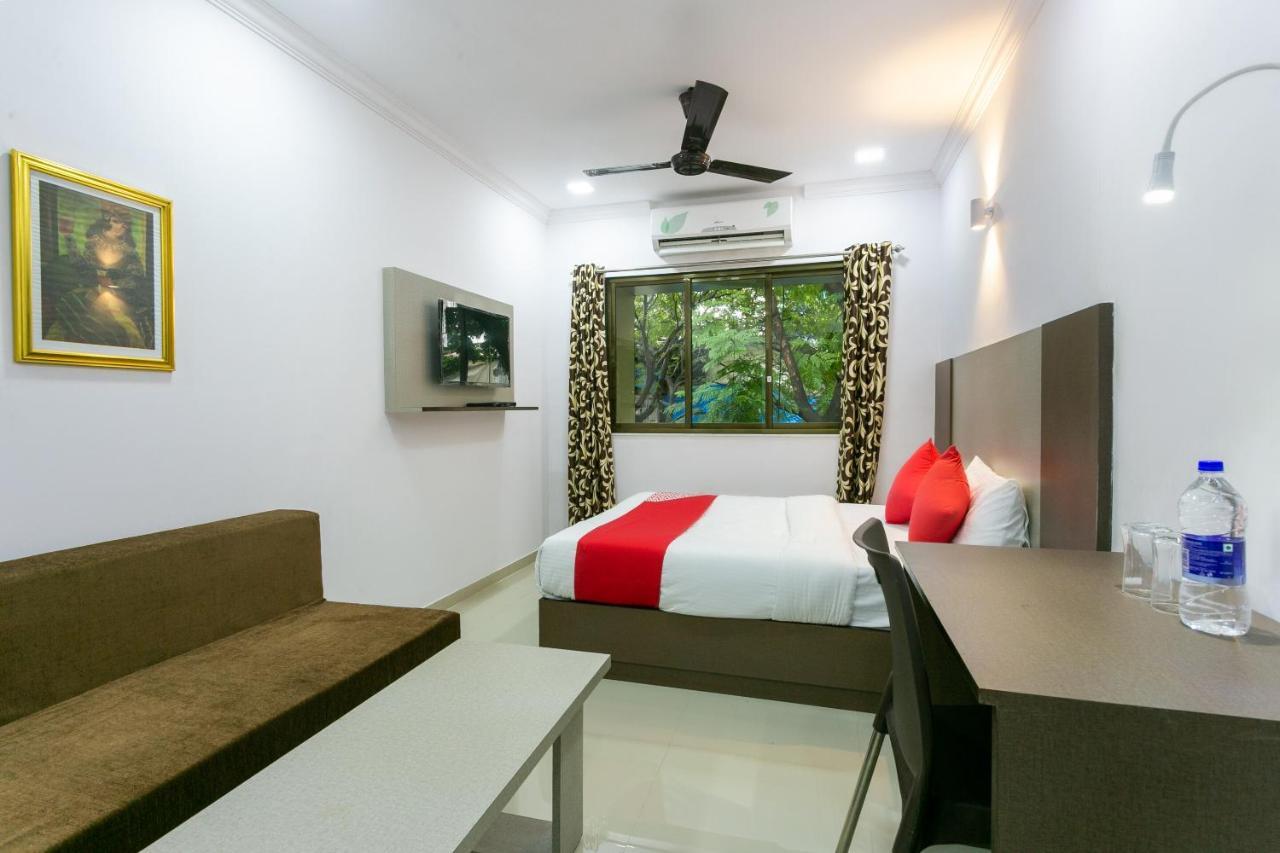 Hotel Collection O 74412 Ardaas Residency Mumbai Exterior foto