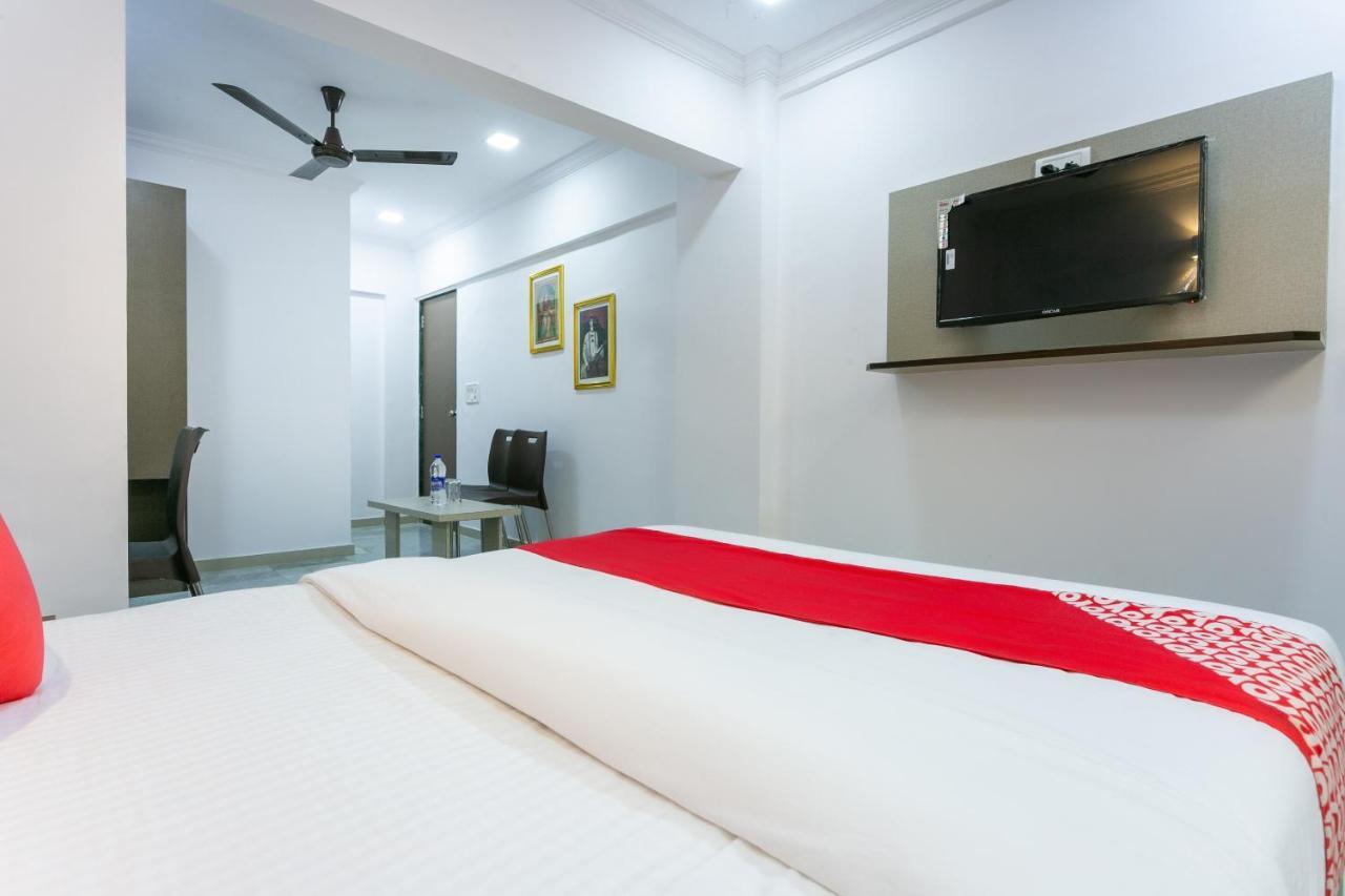 Hotel Collection O 74412 Ardaas Residency Mumbai Exterior foto