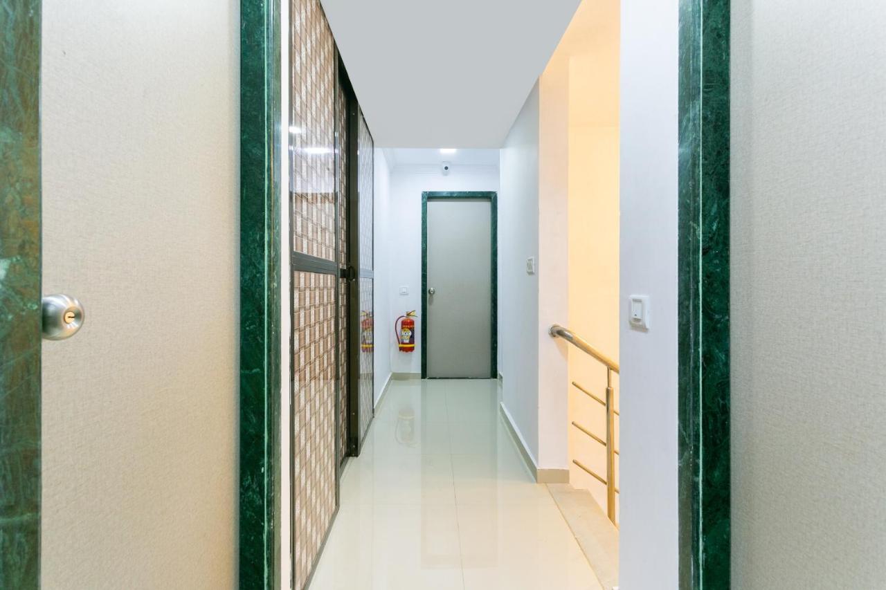 Hotel Collection O 74412 Ardaas Residency Mumbai Exterior foto
