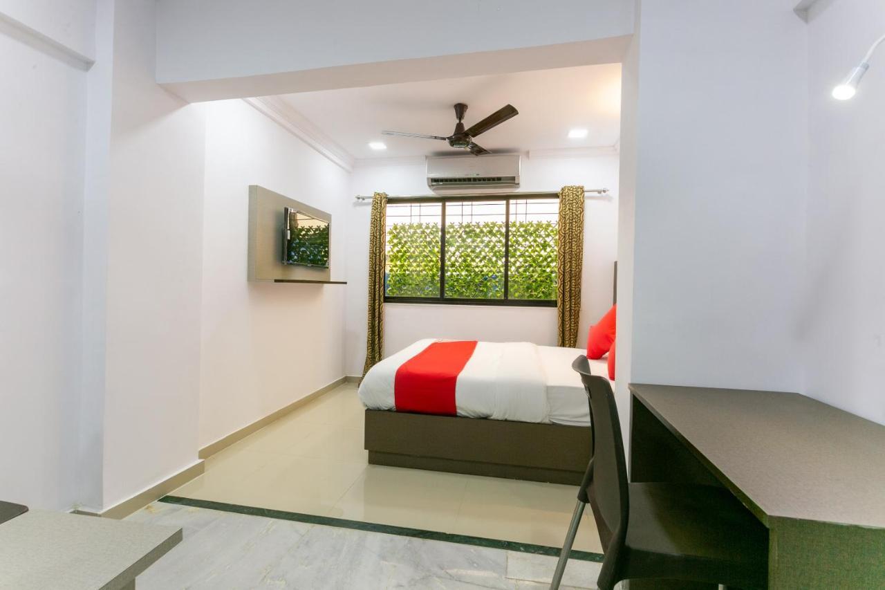 Hotel Collection O 74412 Ardaas Residency Mumbai Exterior foto
